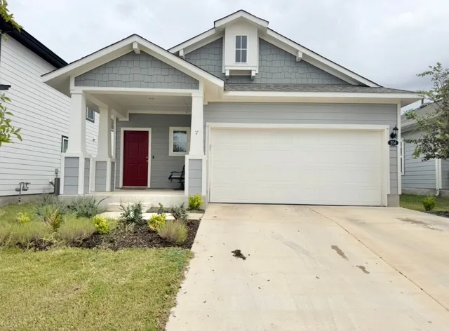 $1,850 | 204 Tillage Road, Elgin, TX 78621