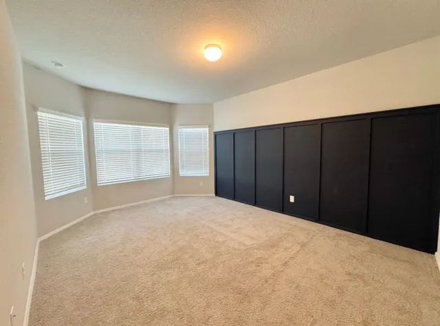 $1,850 | 204 Tillage Road, Elgin, TX 78621