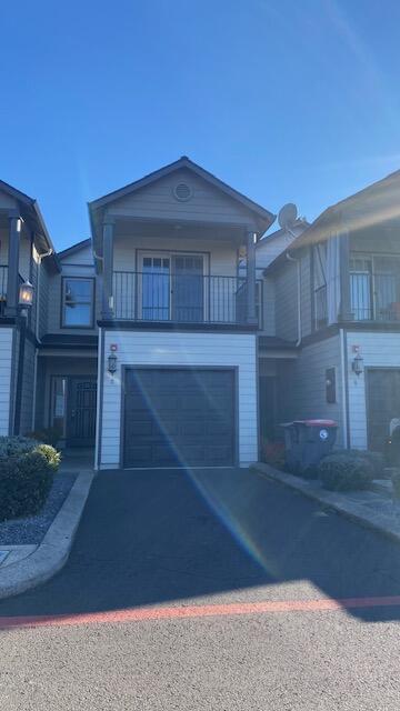 2210 East Barnett Road, Unit 5 Medford, OR 97504 - Photo 2 of 17 FRONT 2