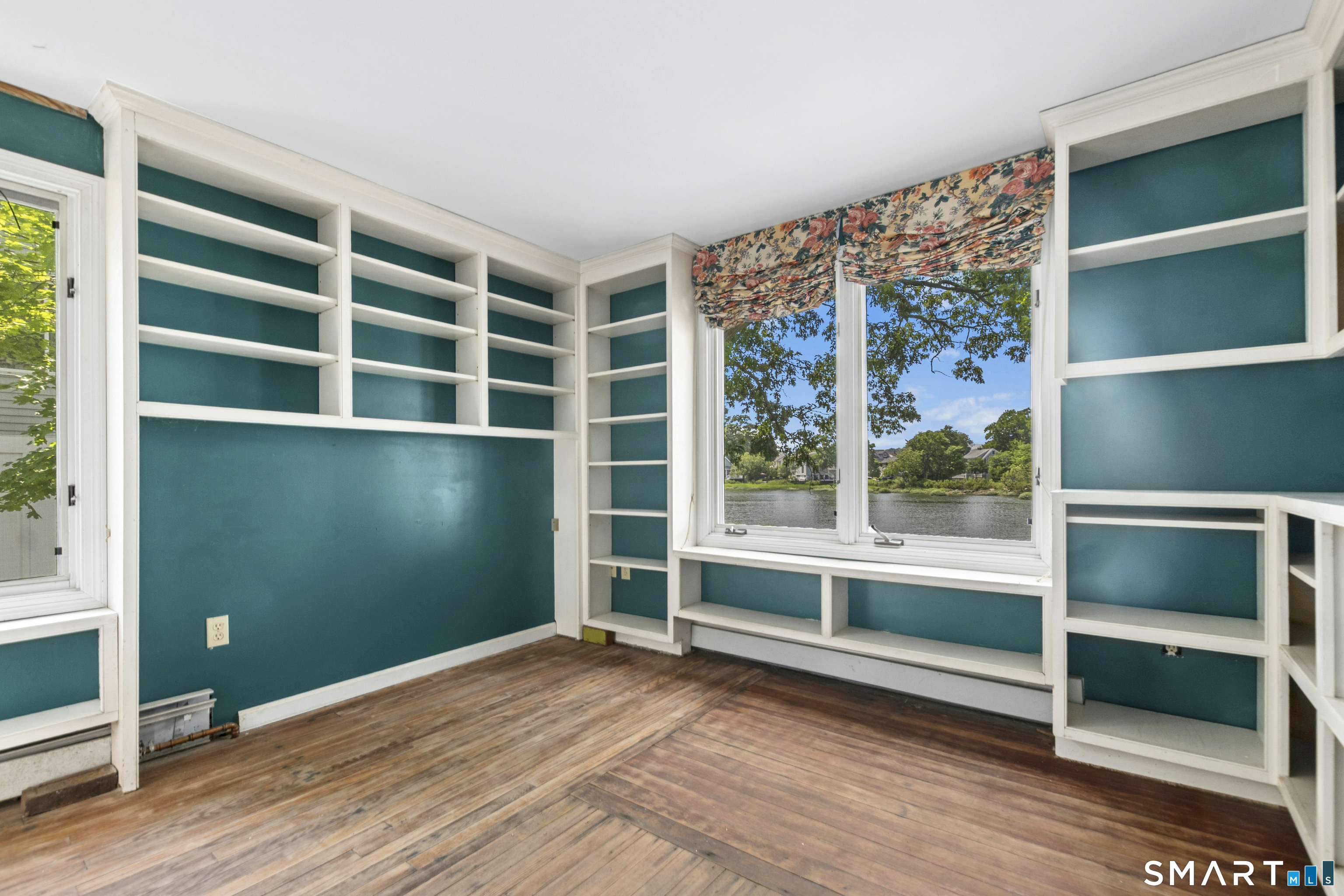 7 Channel Avenue Norwalk, CT 06854 - Photo 10 of 23 Gallery Image 10