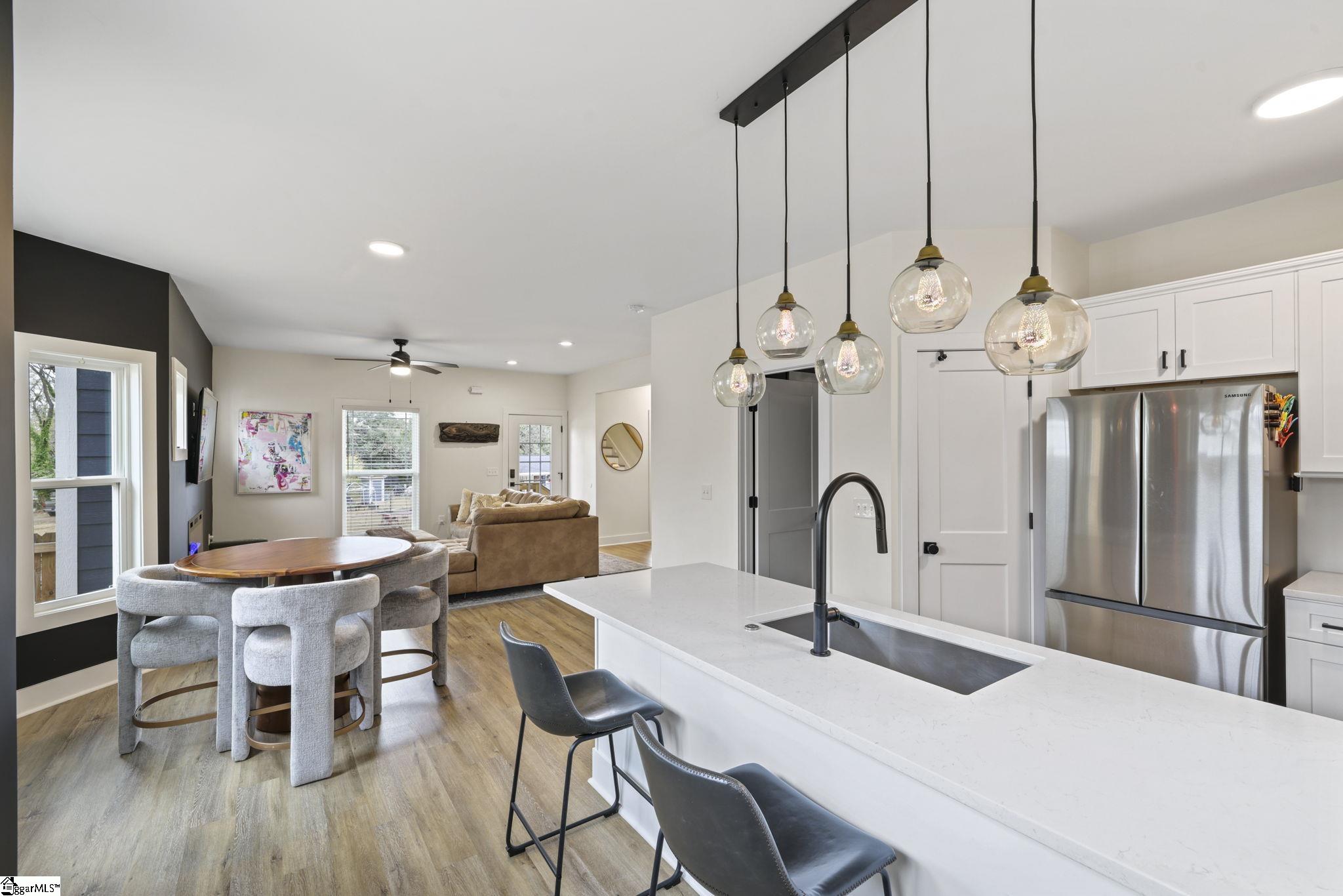 37 Jones Street Greenville, SC 29611 - Photo 12 of 50
