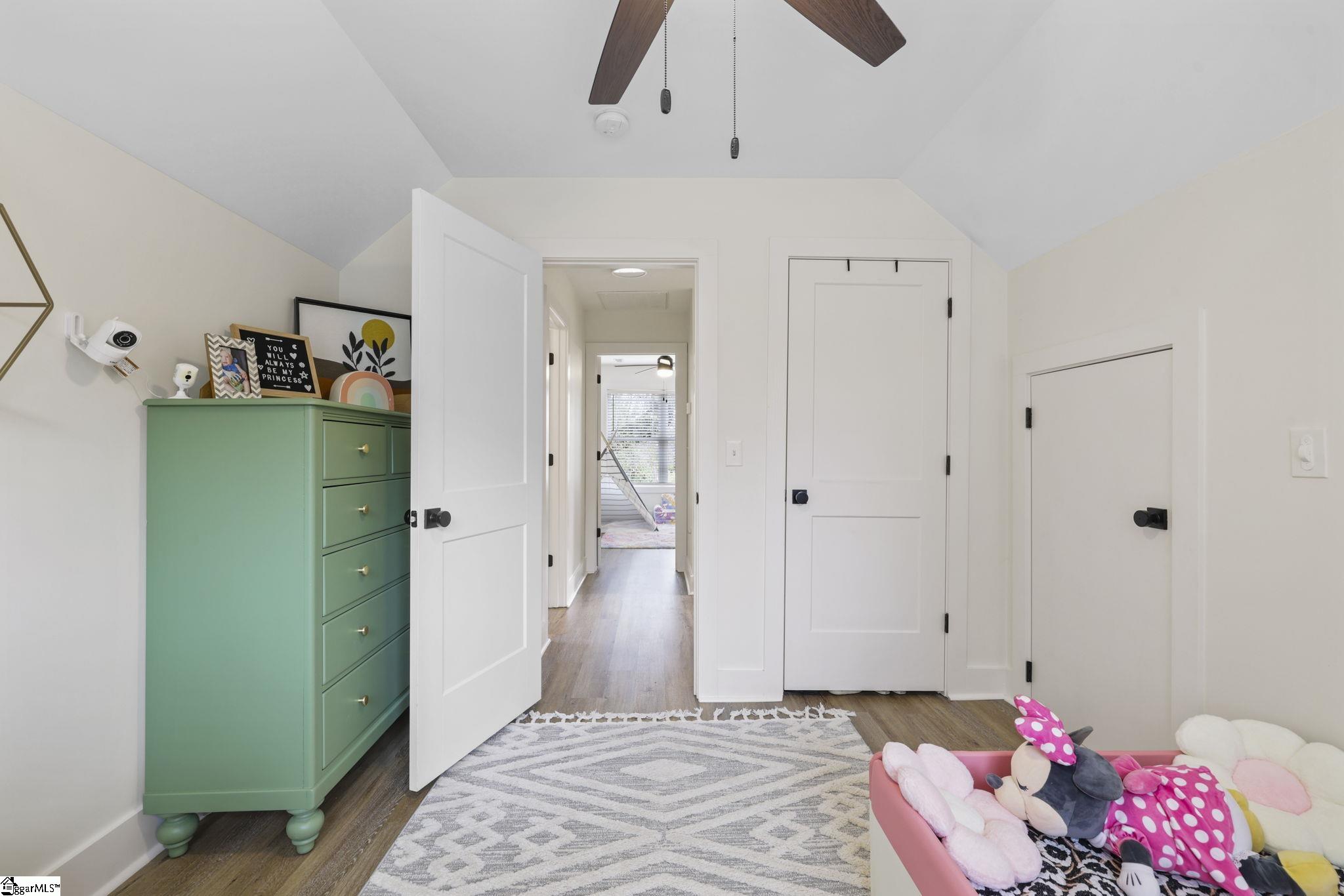 37 Jones Street Greenville, SC 29611 - Photo 35 of 50