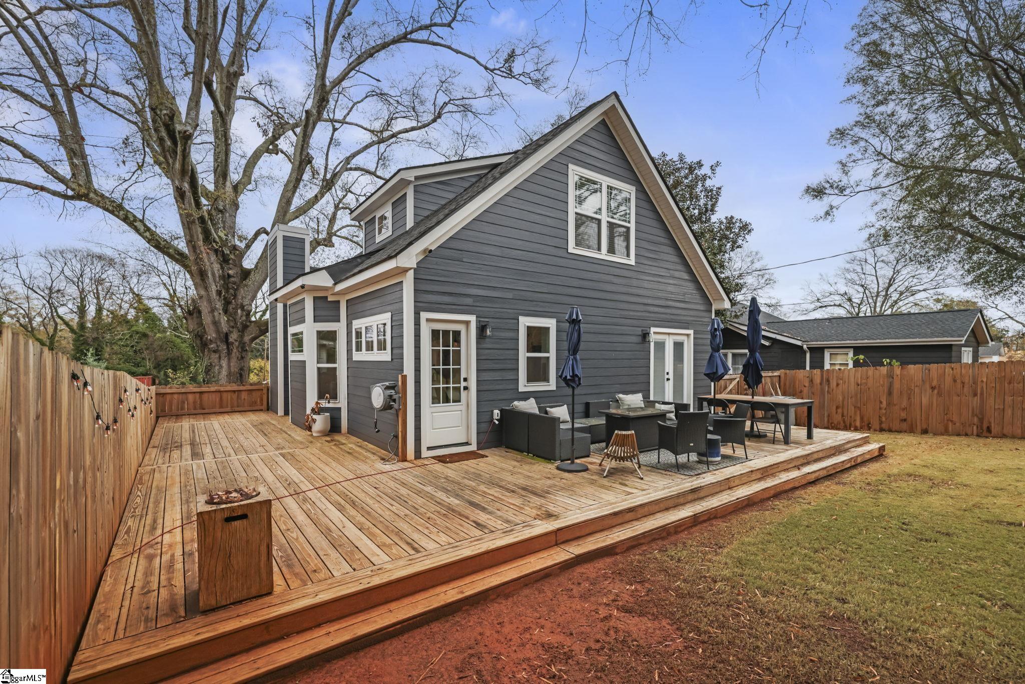 37 Jones Street Greenville, SC 29611 - Photo 40 of 50