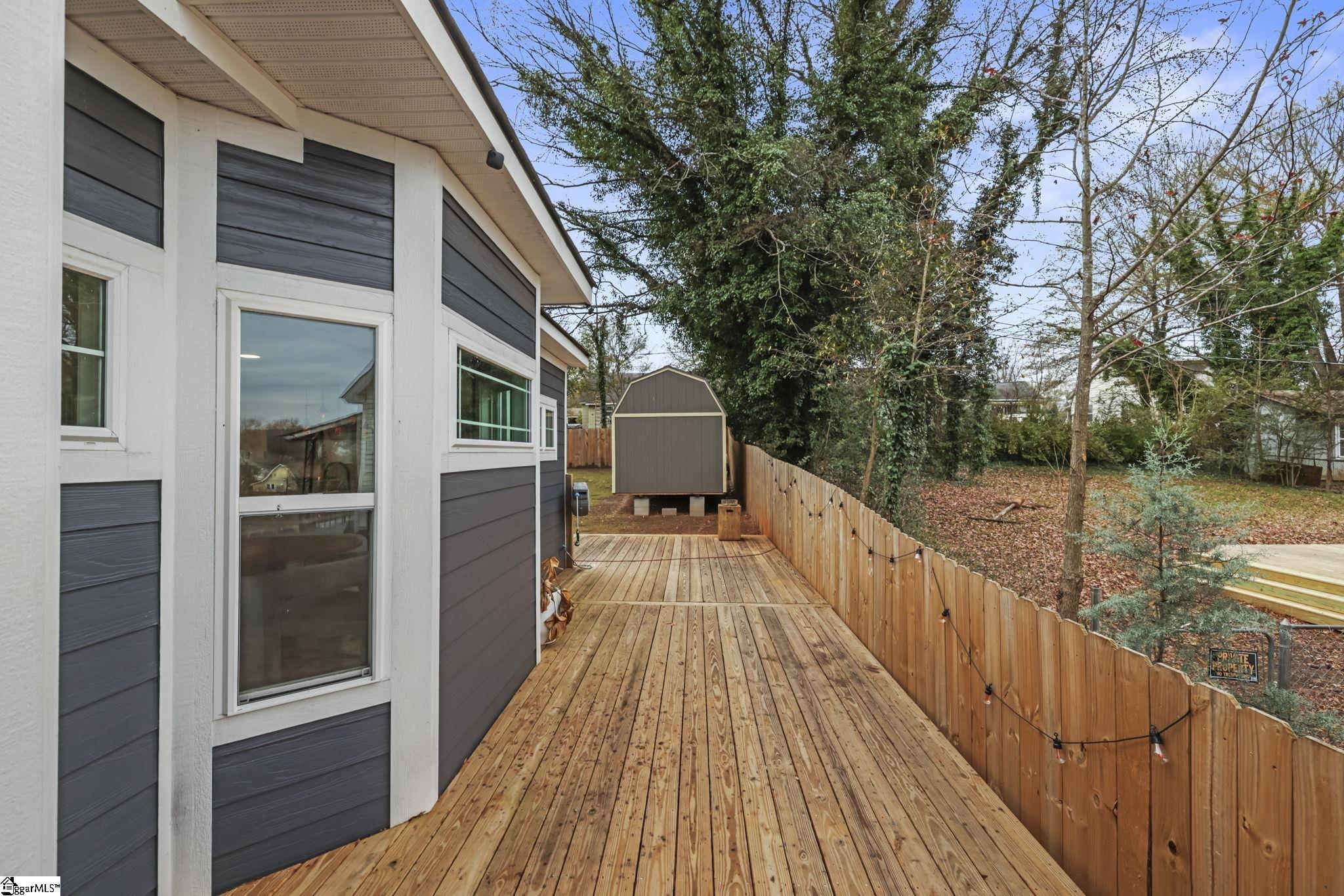 37 Jones Street Greenville, SC 29611 - Photo 43 of 50