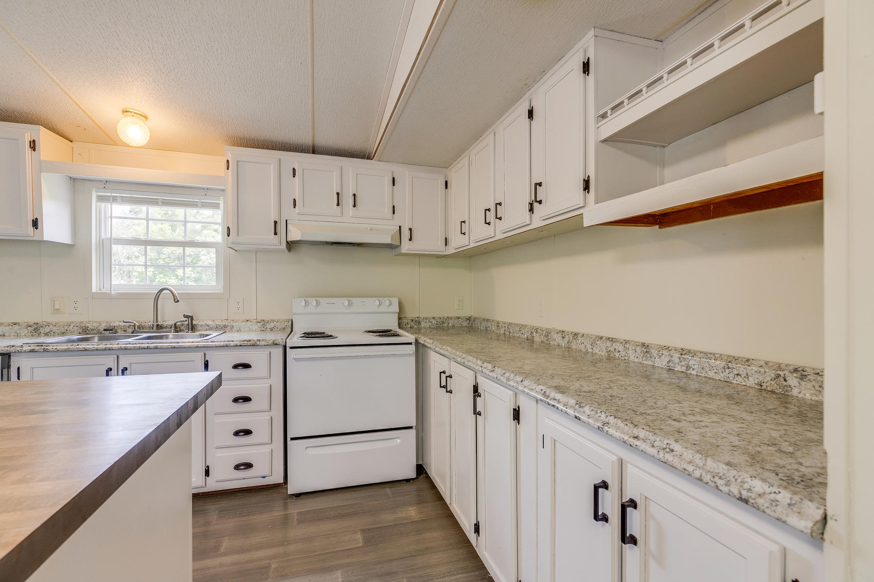 187 Cedar Grove Road Johnson City, TN 37601 - Photo 15 of 41 015