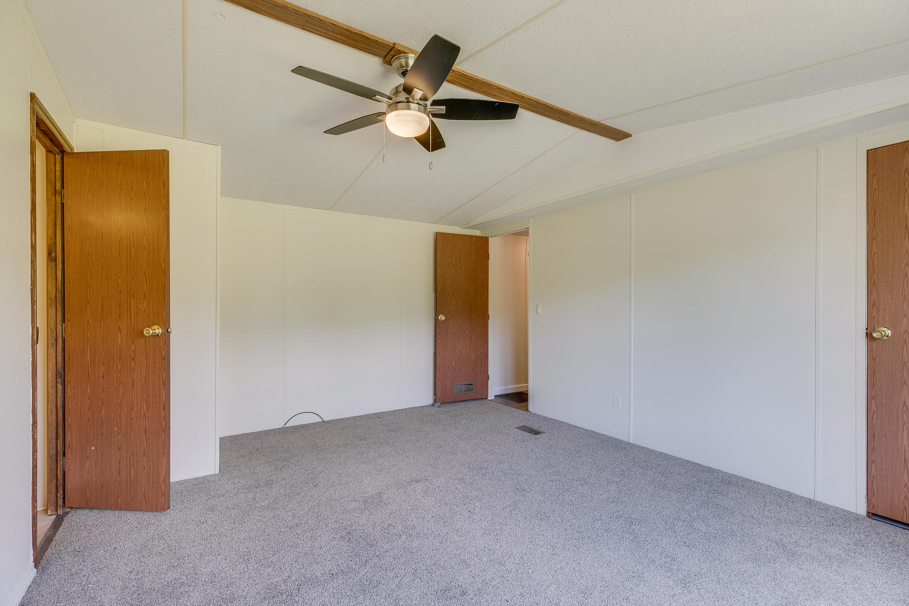 187 Cedar Grove Road Johnson City, TN 37601 - Photo 19 of 41 019