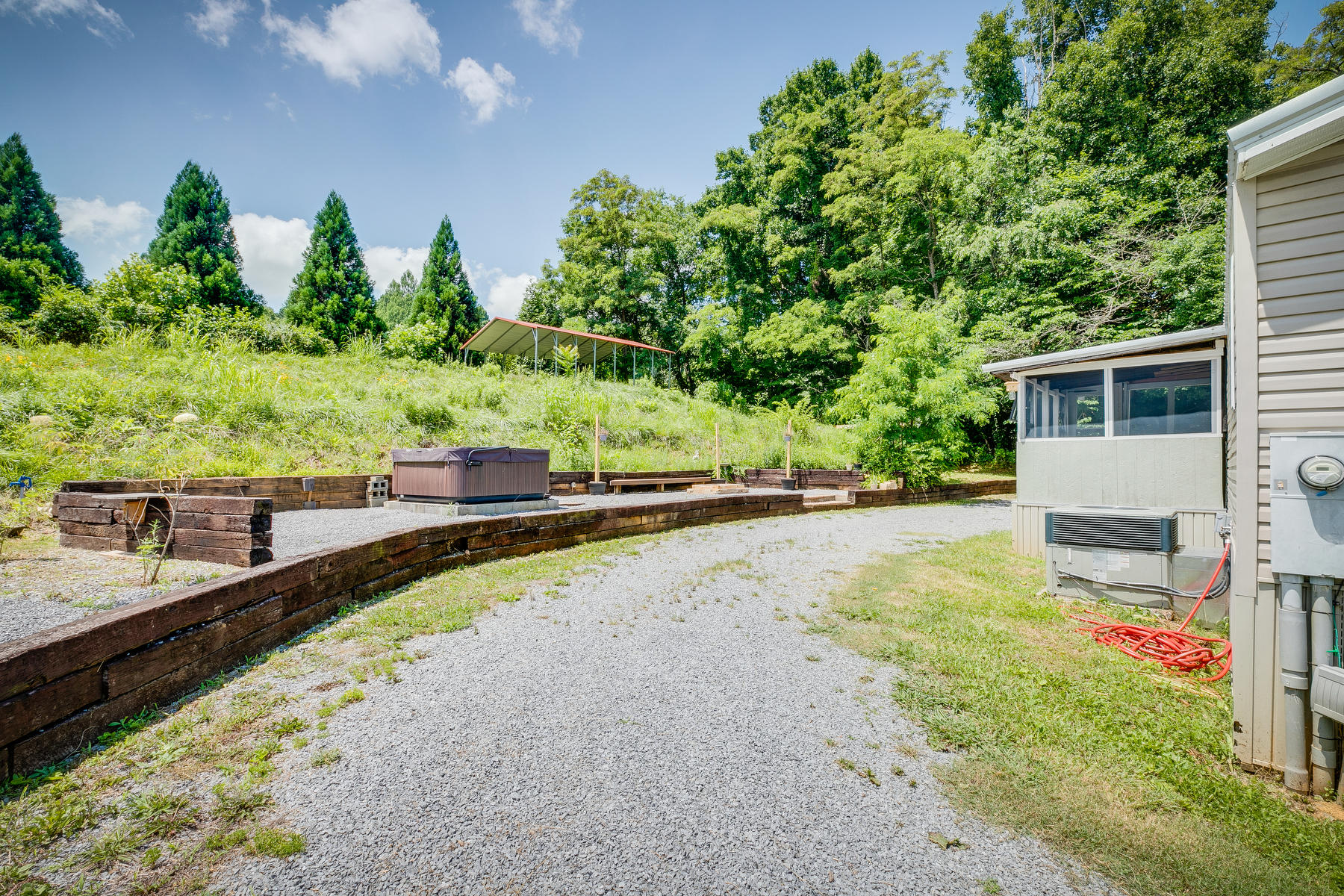 187 Cedar Grove Road Johnson City, TN 37601 - Photo 29 of 41 029