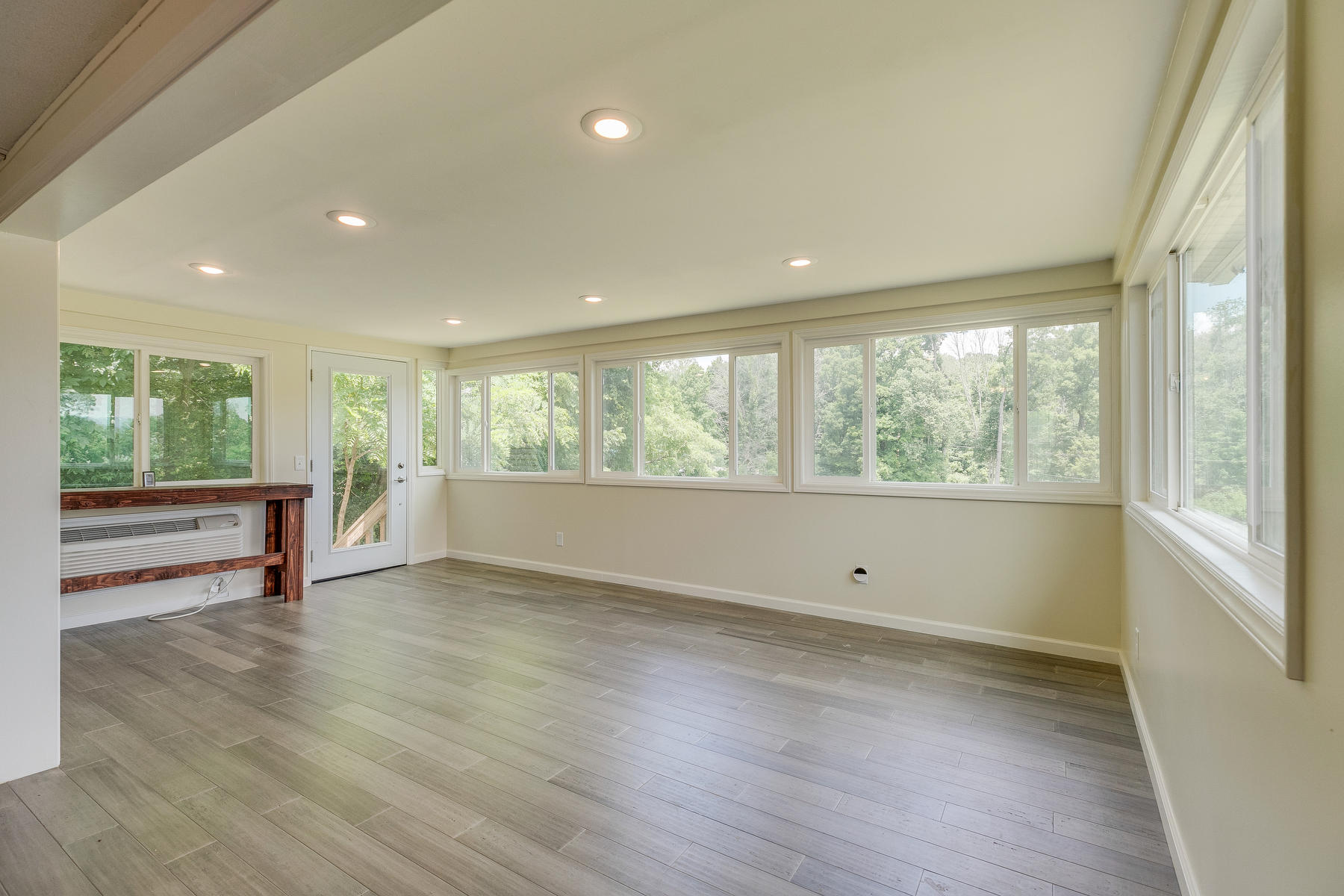 187 Cedar Grove Road Johnson City, TN 37601 - Photo 8 of 41 008