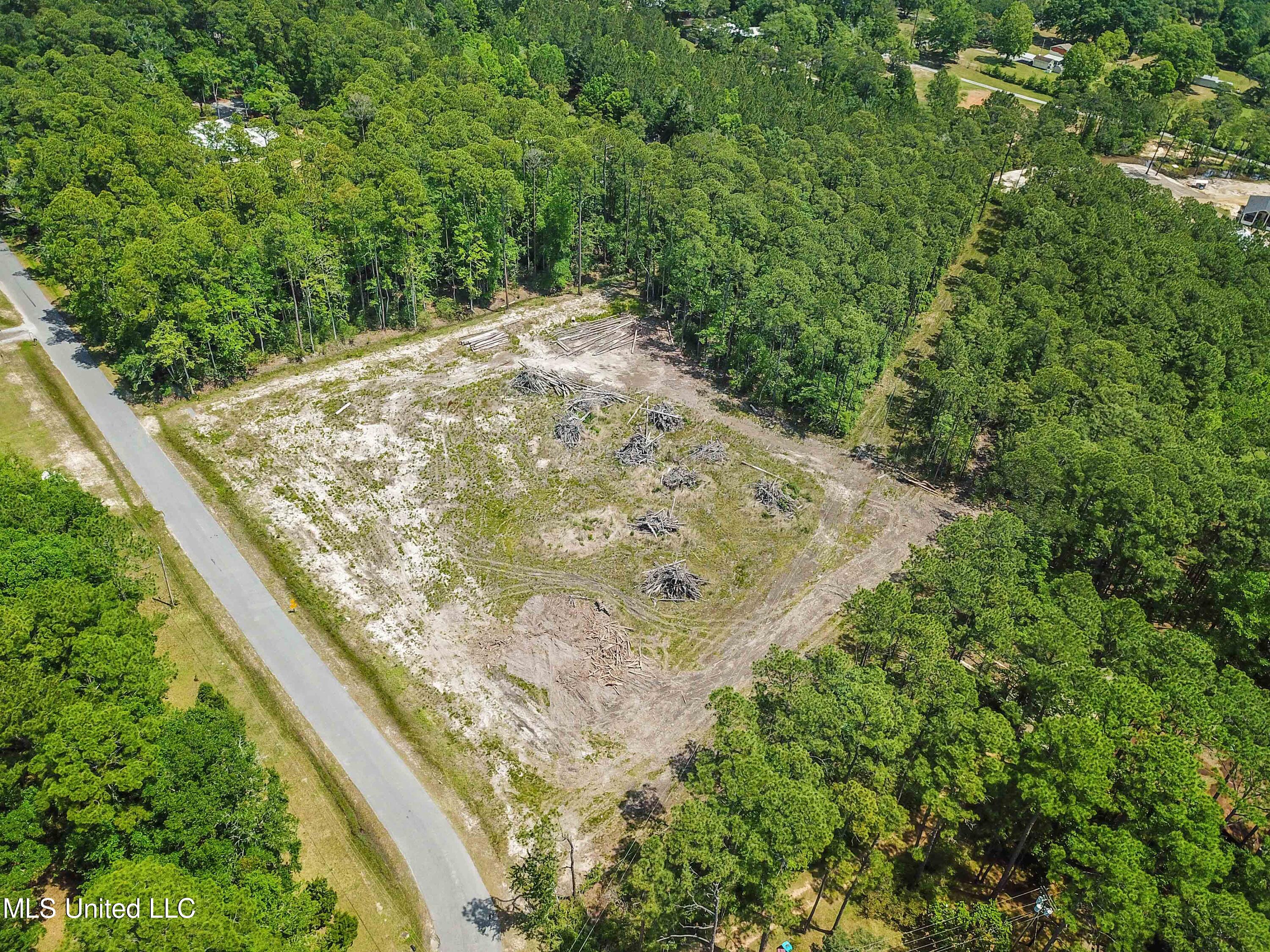 Brown Road Ocean Springs, MS 39564 - Photo 1 of 9 008