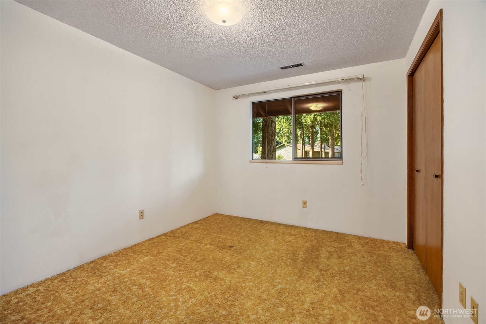 14932 165th Place Southeast Renton, WA 98059 - Photo 17 of 37