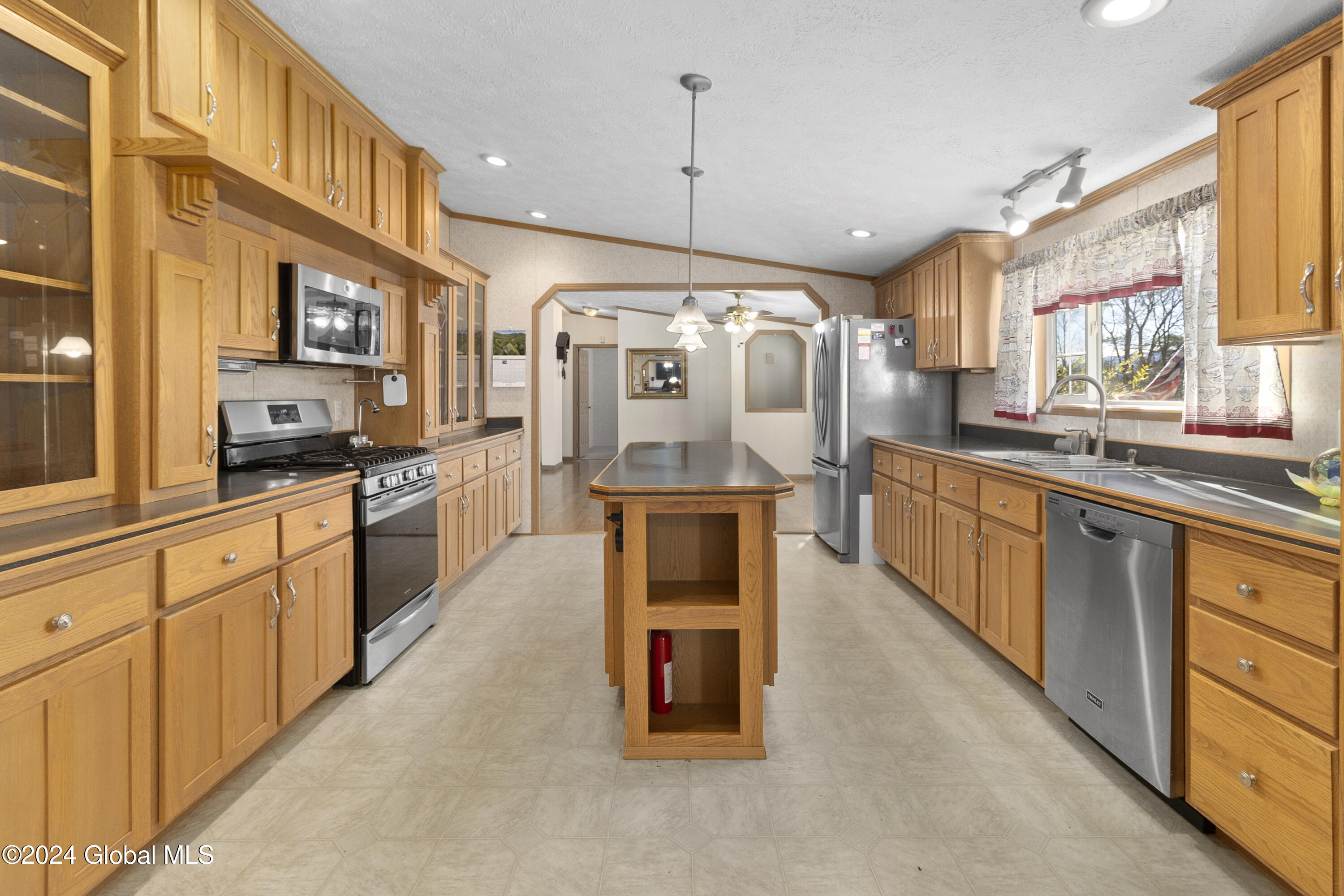 687 Doman Road Cairo, NY 12431 - Photo 5 of 15 Kitchen