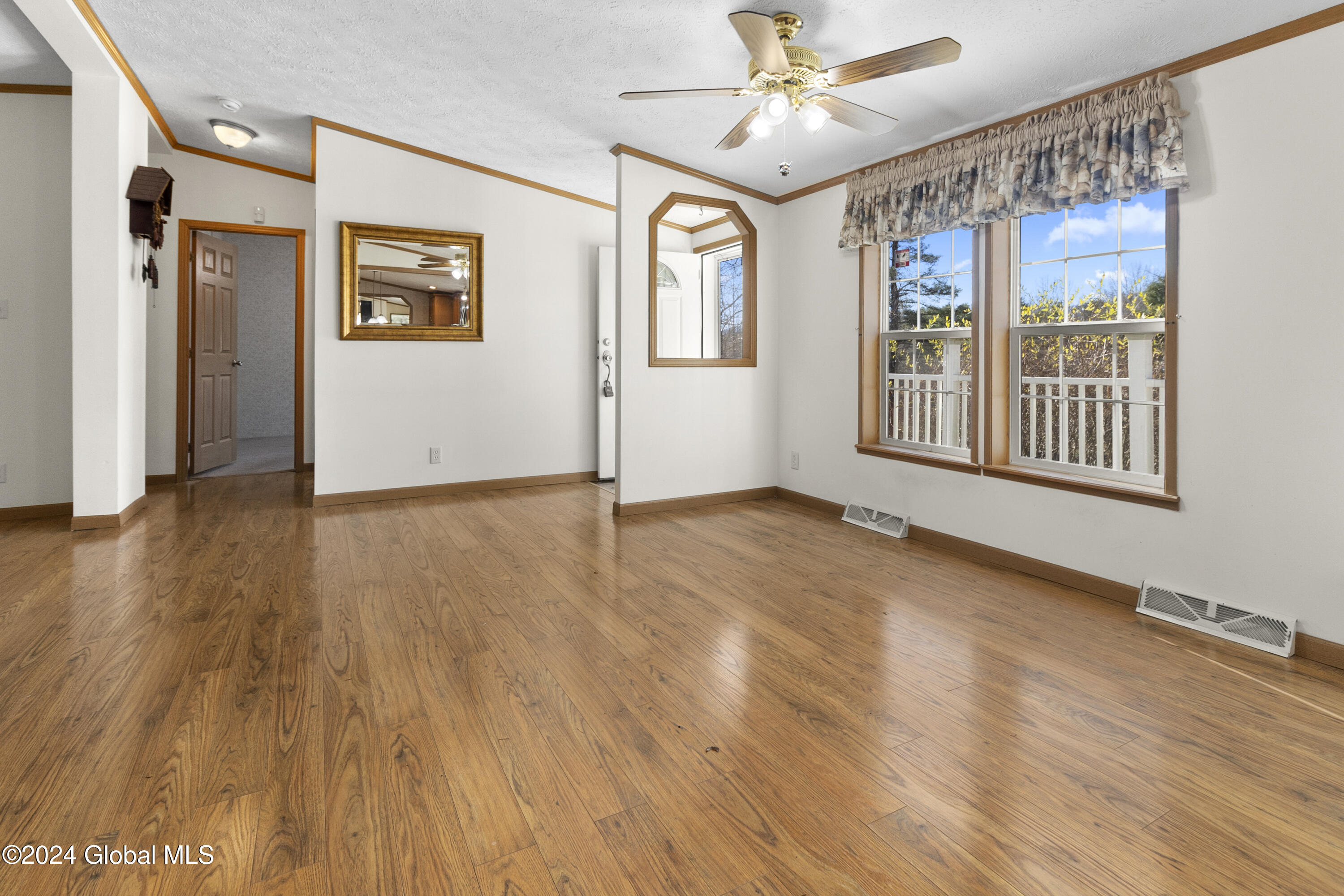687 Doman Road Cairo, NY 12431 - Photo 9 of 15 Living Room / Dining Room