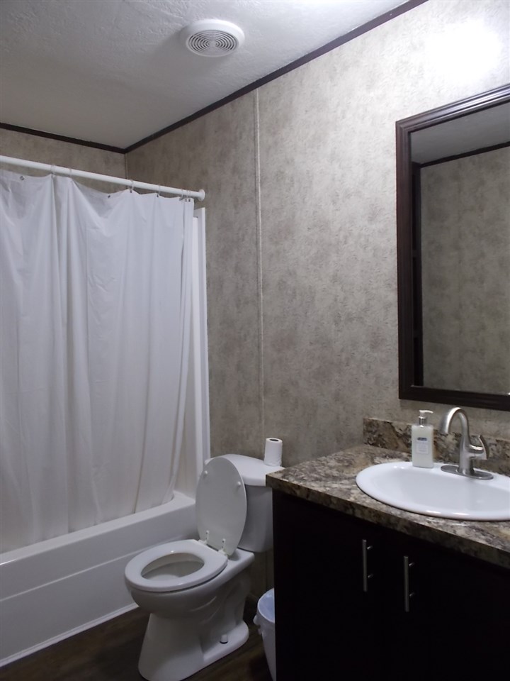 16233 John Bauer Road Summerdale, AL 36580 - Photo 6 of 18 Bathroom