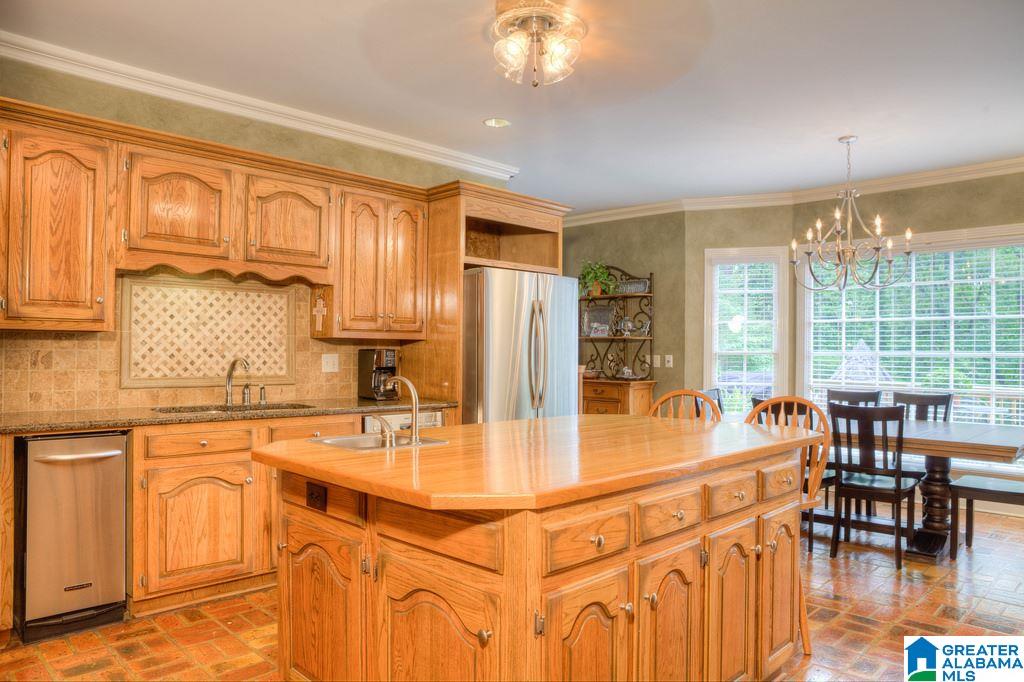 2204 Country Ridge Way Vestavia Hills, AL 35243 - Photo 2 of 36