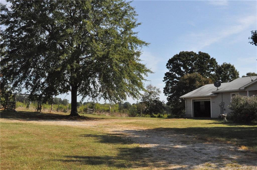 135 Claude Gilbert Road Columbus, NC 28722 - Photo 3 of 11