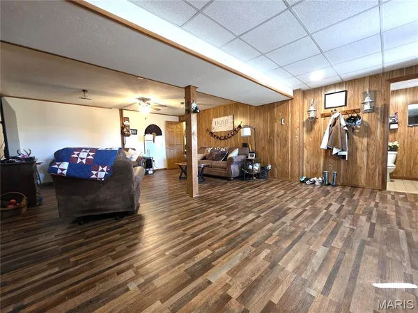$350,000 | 4176 County Road 216, Fulton, MO 65251