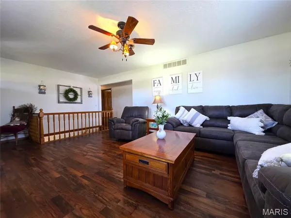 $350,000 | 4176 County Road 216, Fulton, MO 65251