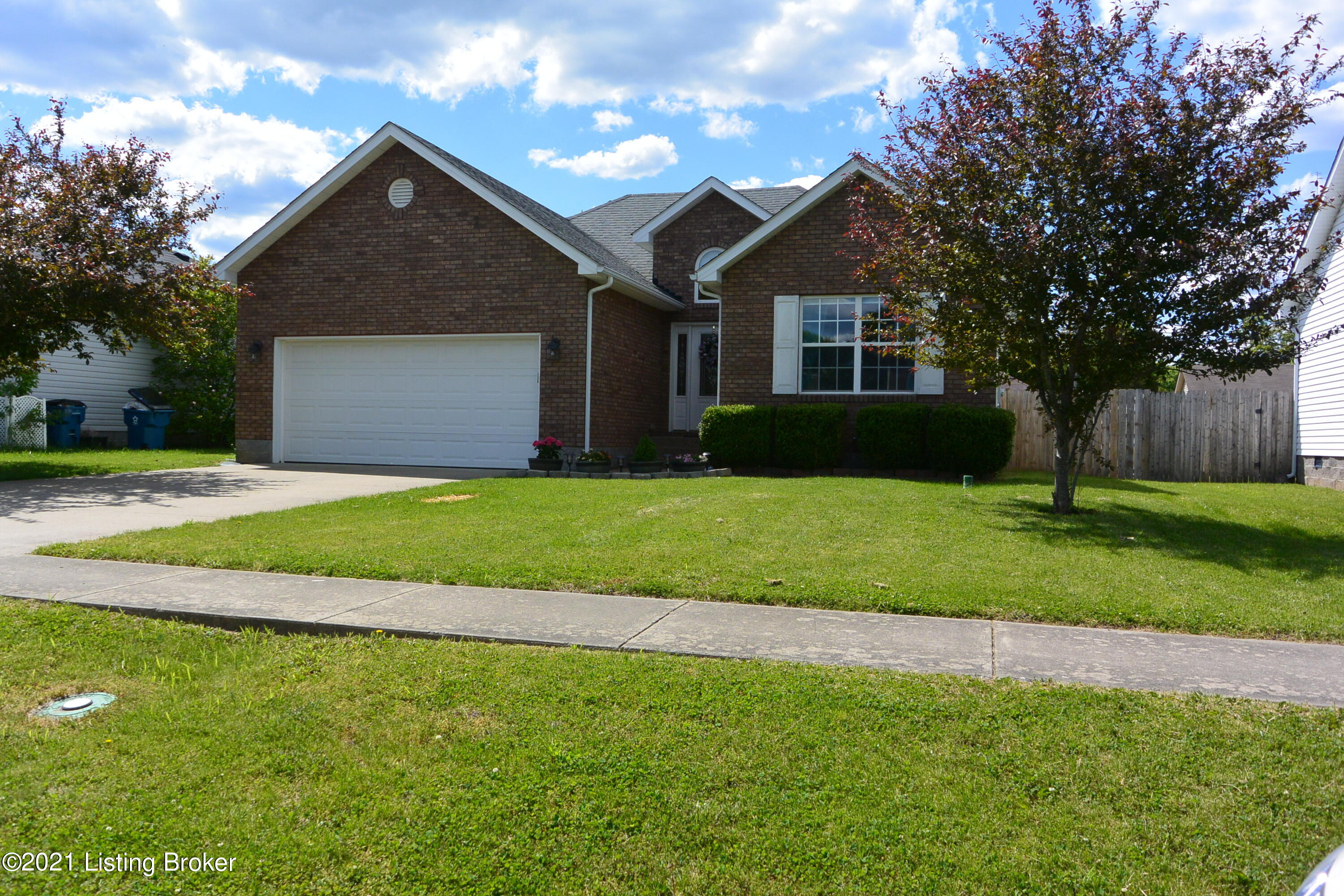 173 Madison Rae Boulevard Shepherdsville, KY 40165 - Photo 30 of 33 DSC_2924
