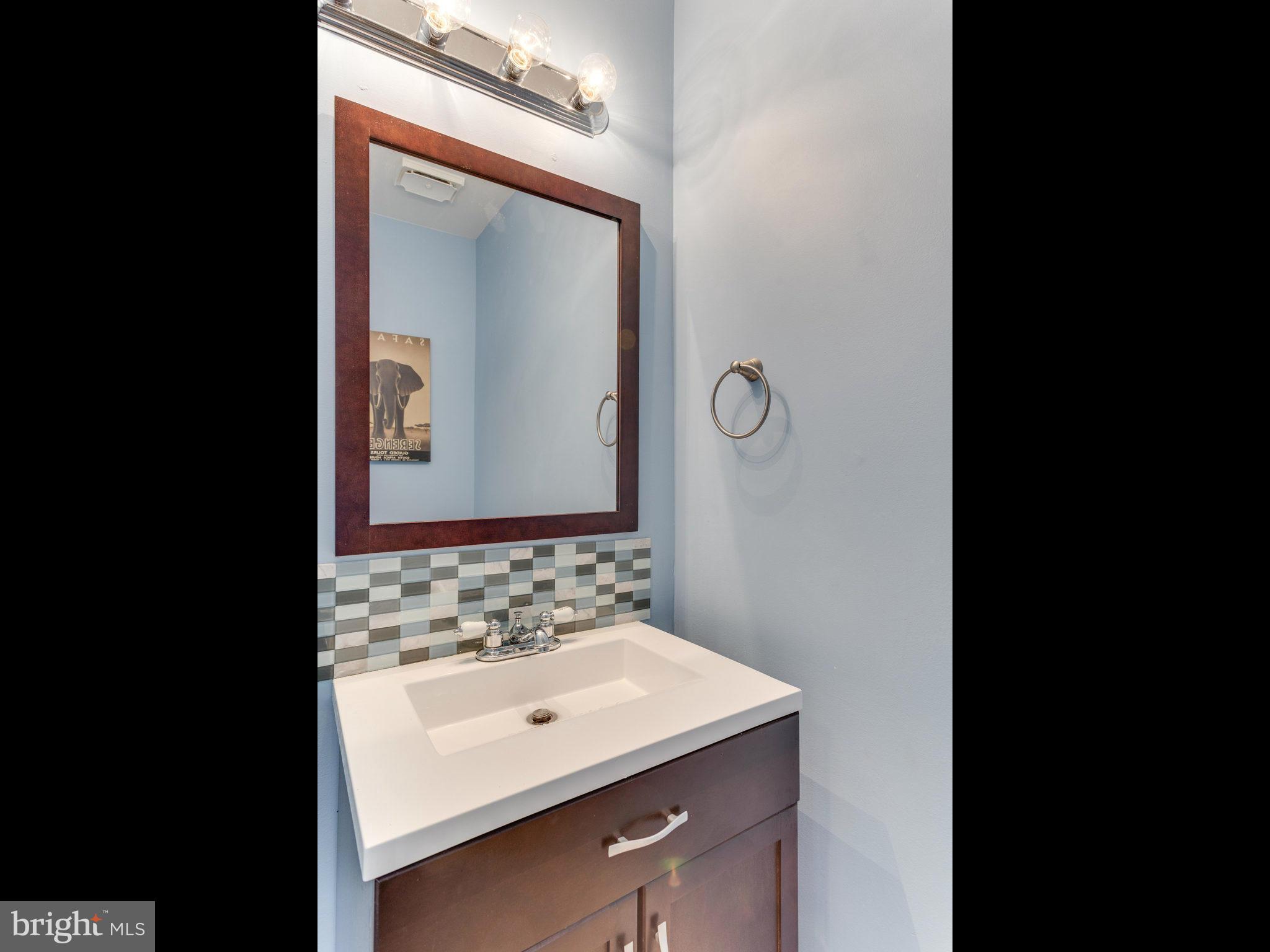 11609 Windbluff Court, Unit 9A1 Reston, VA 20191 - Photo 15 of 30 Bath