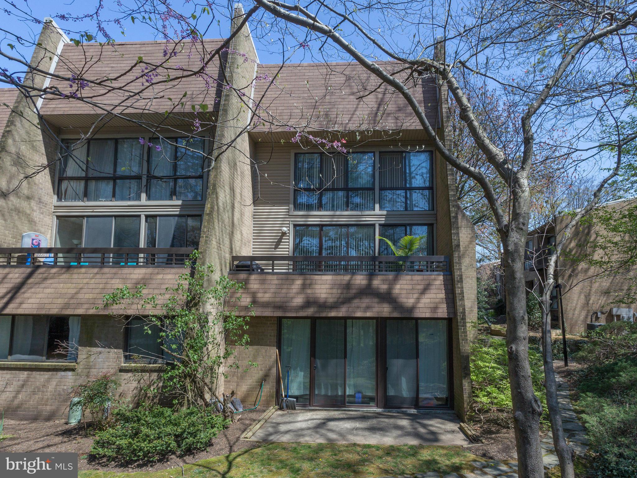 11609 Windbluff Court, Unit 9A1 Reston, VA 20191 - Photo 28 of 30 Exterior (Rear)