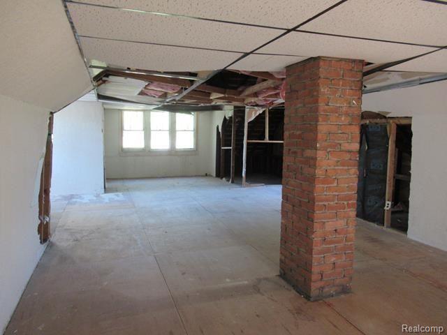 13768 Gable Street Hamtramck, MI 48212 - Photo 13 of 16 IMG_1351 (Copy).JPG