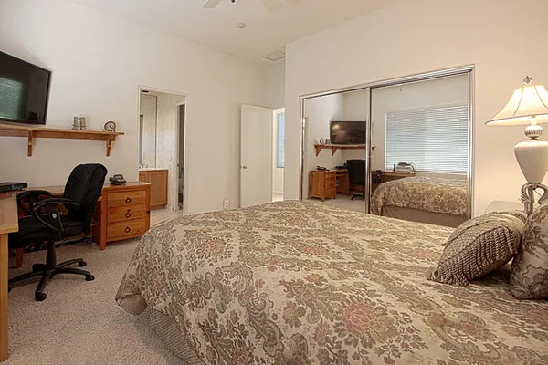 $10,000 | 379 Tomahawk Drive, Palm Desert, CA 92211