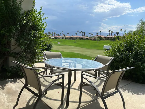 $10,000 | 379 Tomahawk Drive, Palm Desert, CA 92211