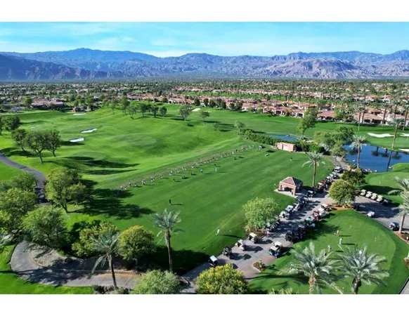 $10,000 | 379 Tomahawk Drive, Palm Desert, CA 92211