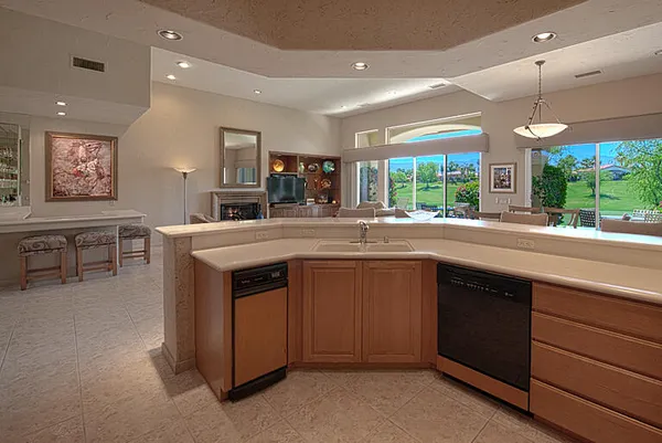 $10,000 | 379 Tomahawk Drive, Palm Desert, CA 92211