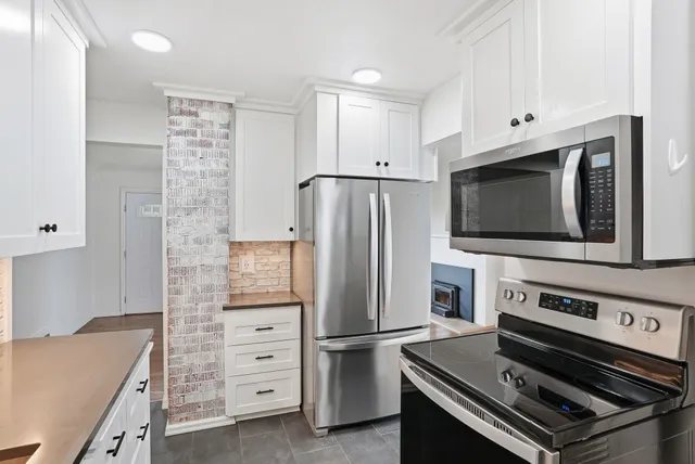 $449,990 | 3114 North Columbia Circle, Spokane, WA 99205