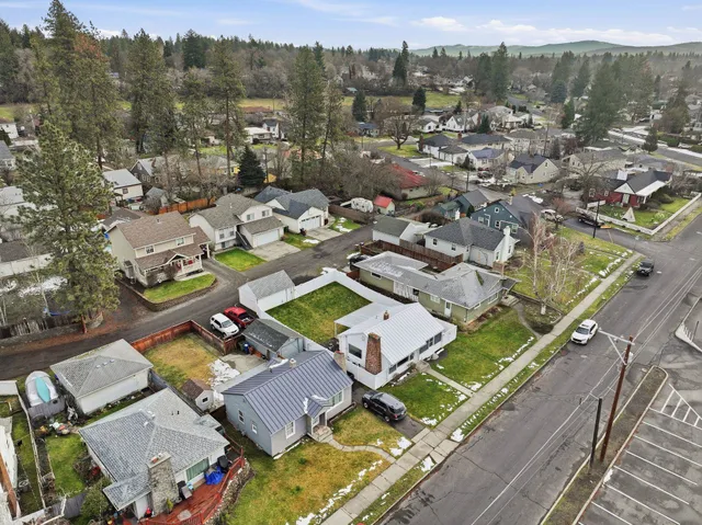 $449,990 | 3114 North Columbia Circle, Spokane, WA 99205