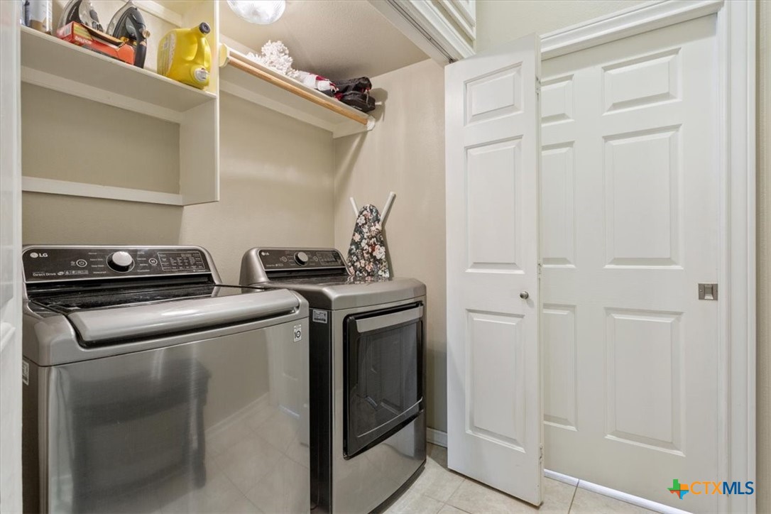 200 Carriage House Road Salado, TX 76571 - Photo 31 of 43 Laundry Room Closet