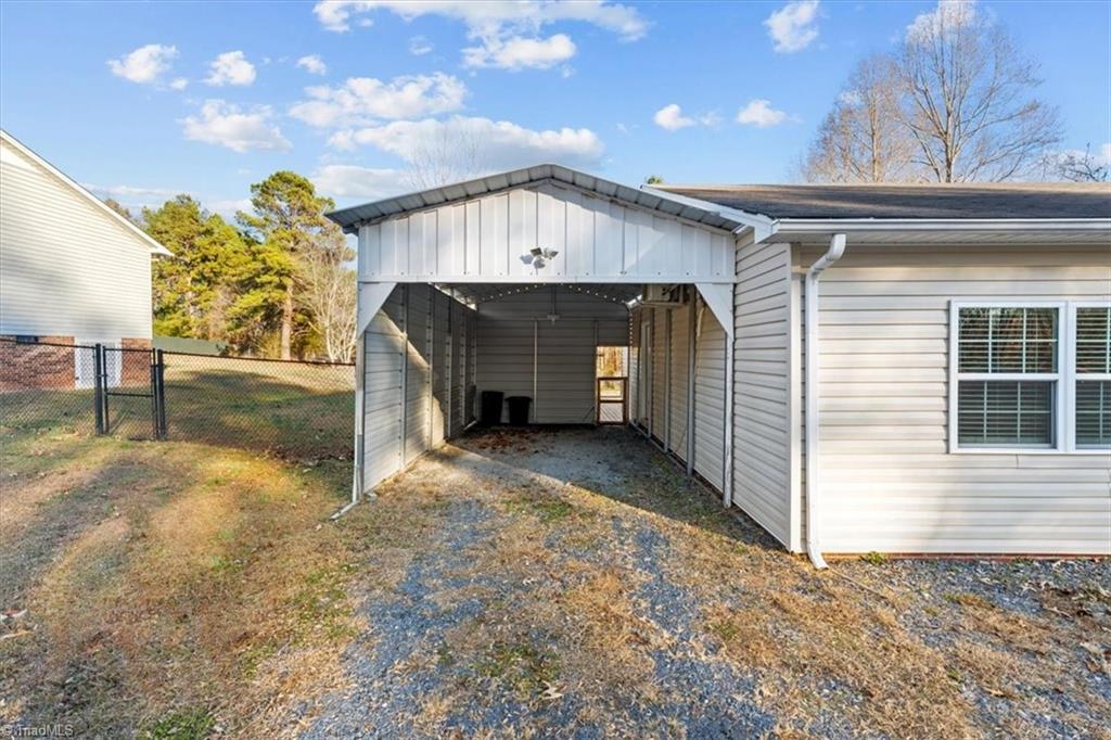 2328 Jerico Road Asheboro, NC 27205 - Photo 34 of 41