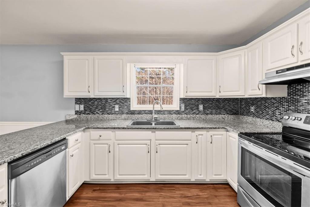 2328 Jerico Road Asheboro, NC 27205 - Photo 7 of 41