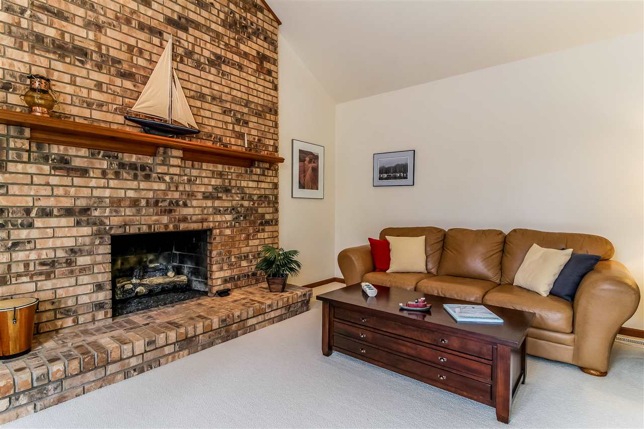 3235 Edmunton Drive Rochester, MI 48306 - Photo 21 of 61 31345537-22.JPG