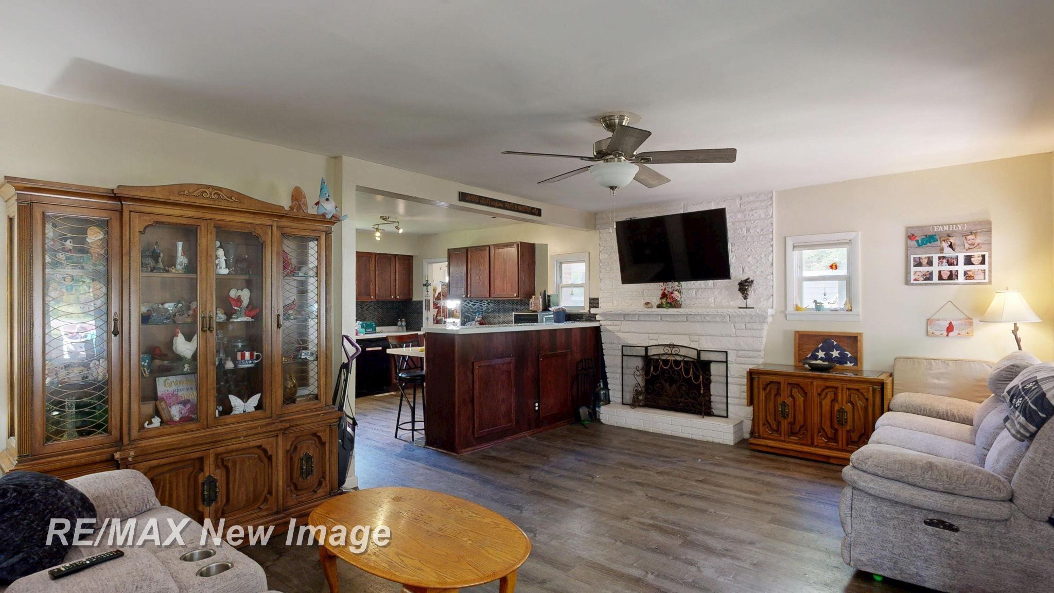 9377 Hubbard Road Davison, MI 48423 - Photo 7 of 22