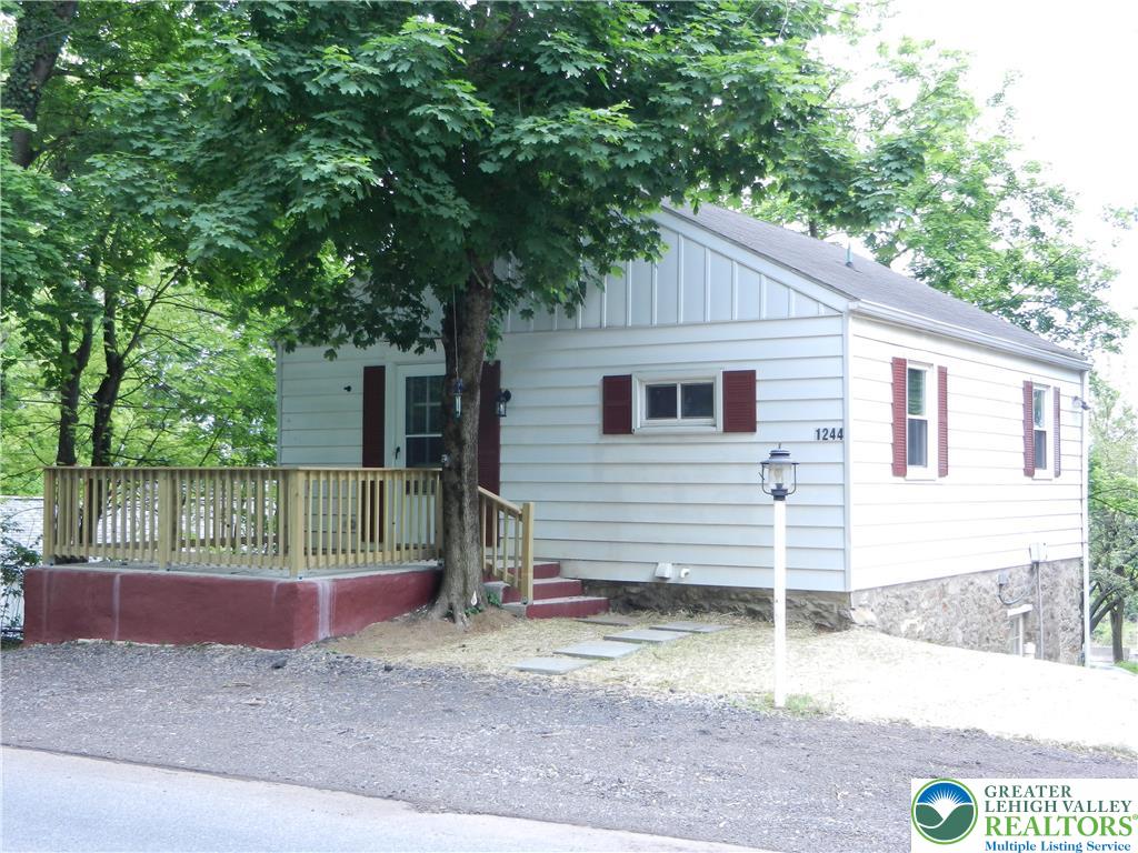 1244 Seidersville Road Bethlehem, PA 18015 - Photo 2 of 17