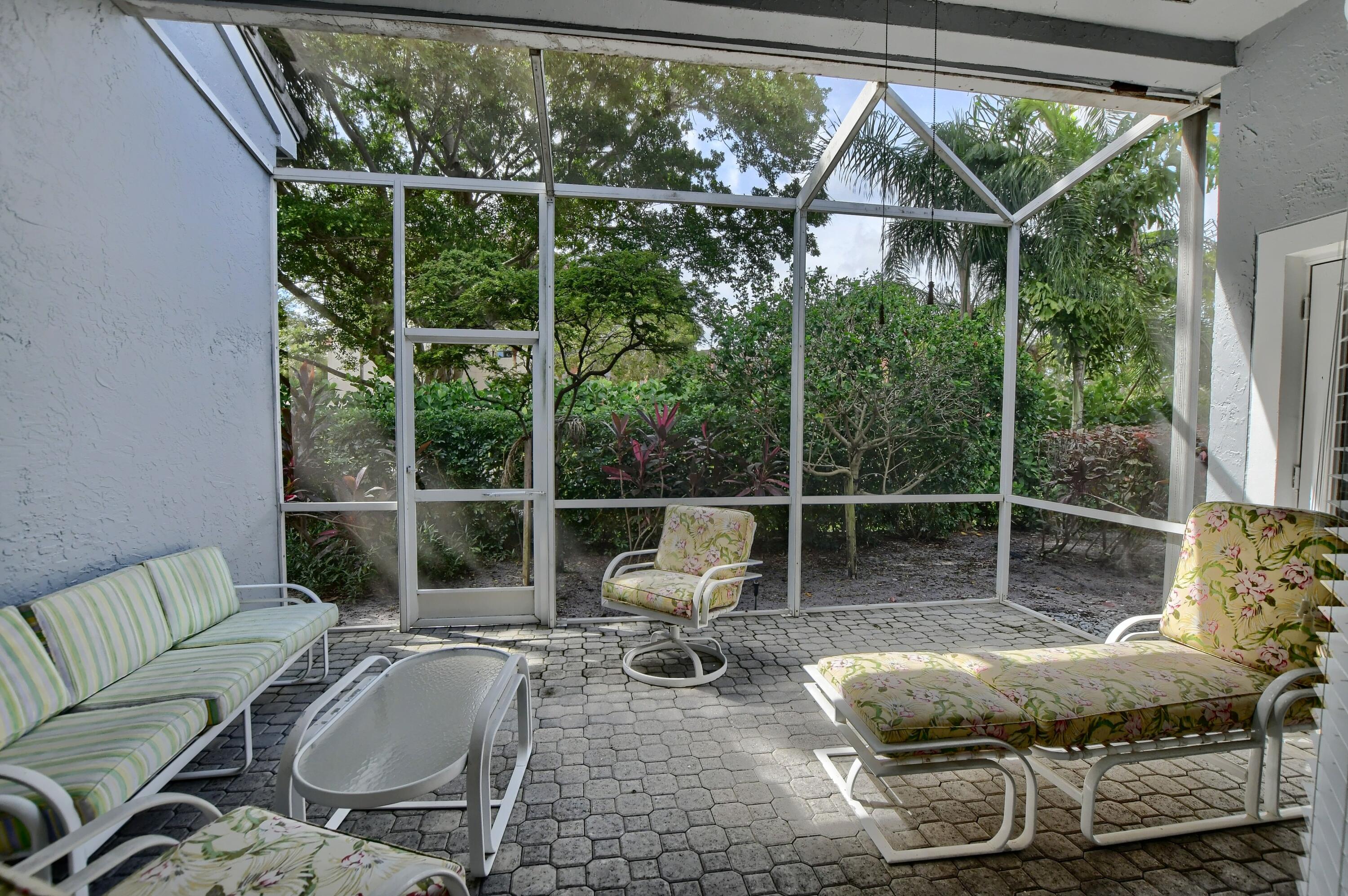 23446 Torre Circle Boca Raton, FL 33433 - Photo 25 of 33 patio