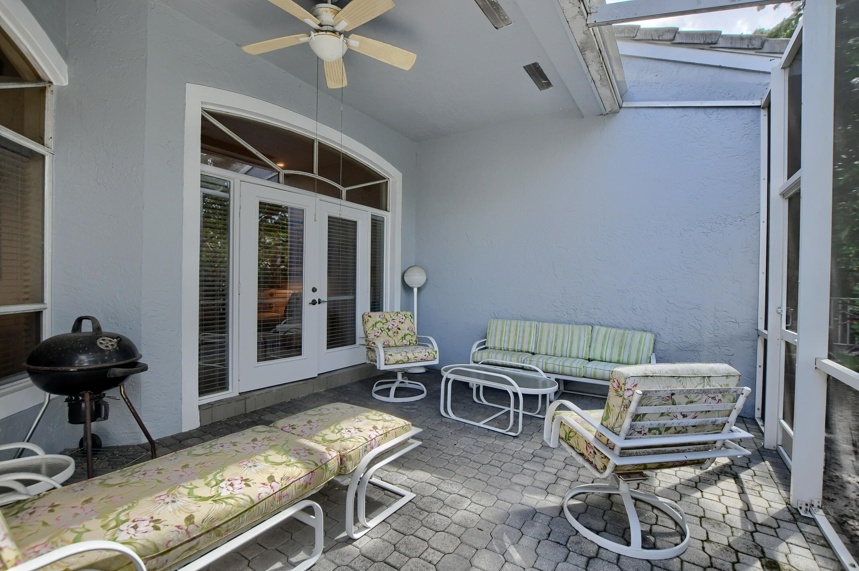 23446 Torre Circle Boca Raton, FL 33433 - Photo 27 of 33 patio