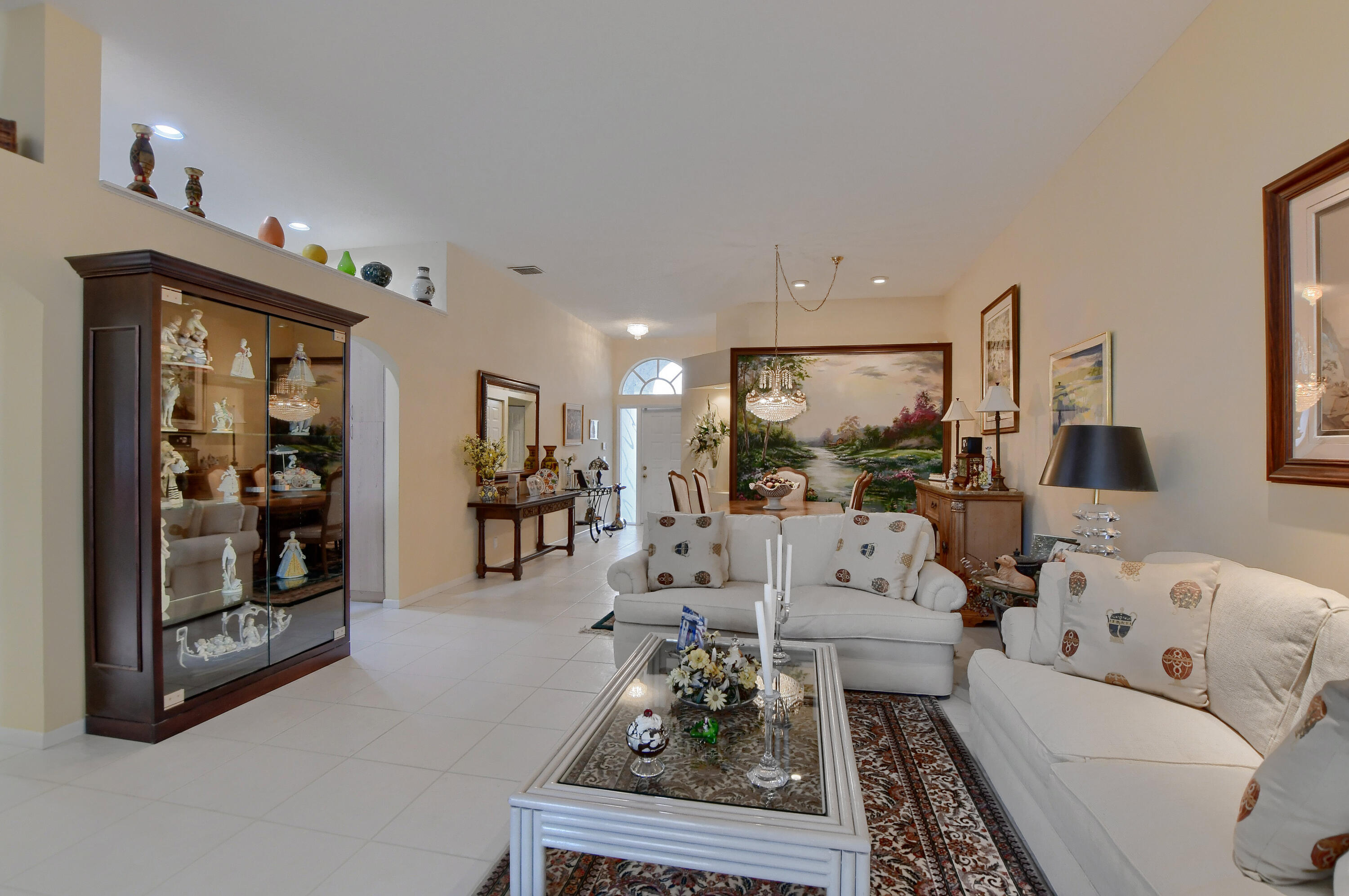 23446 Torre Circle Boca Raton, FL 33433 - Photo 6 of 33 living room