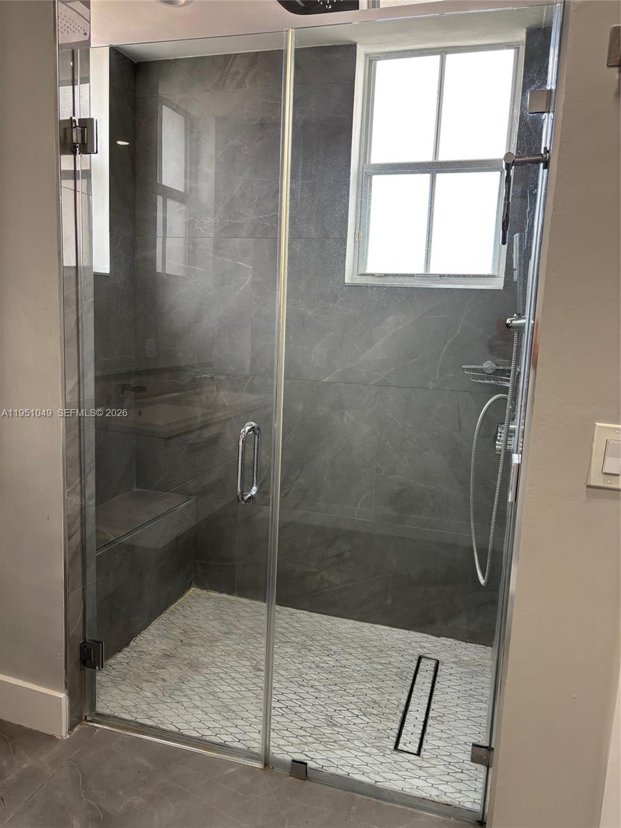 15465 Southwest 36th Terrace Miami, FL 33185 - Photo 15 of 20