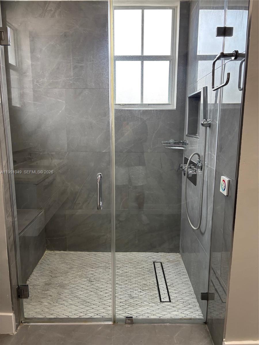 15465 Southwest 36th Terrace Miami, FL 33185 - Photo 16 of 20