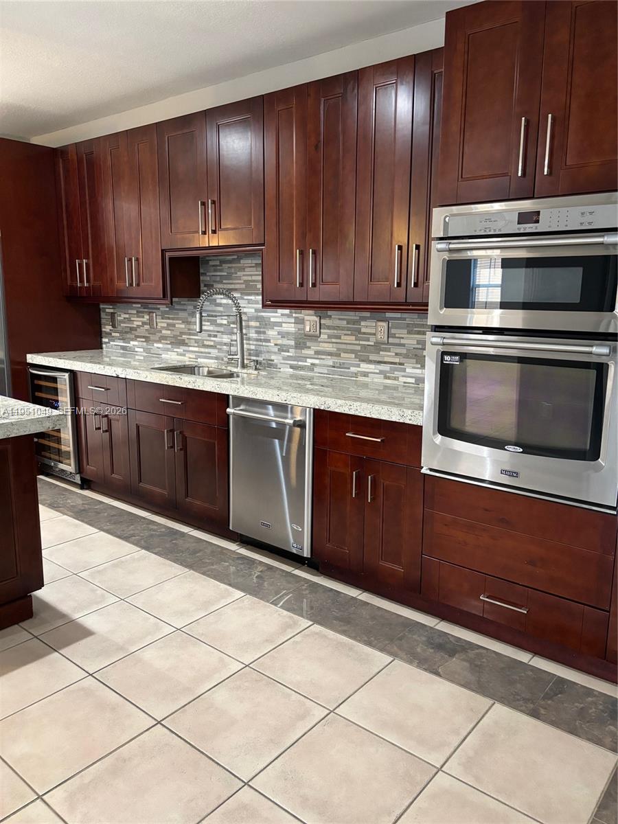 15465 Southwest 36th Terrace Miami, FL 33185 - Photo 18 of 20