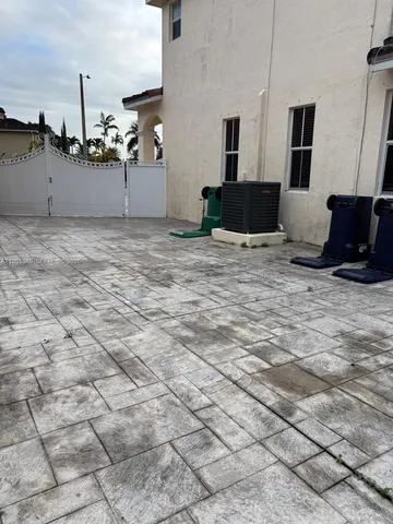 $4,200 | 15465 Southwest 36th Terrace, Miami, FL 33185