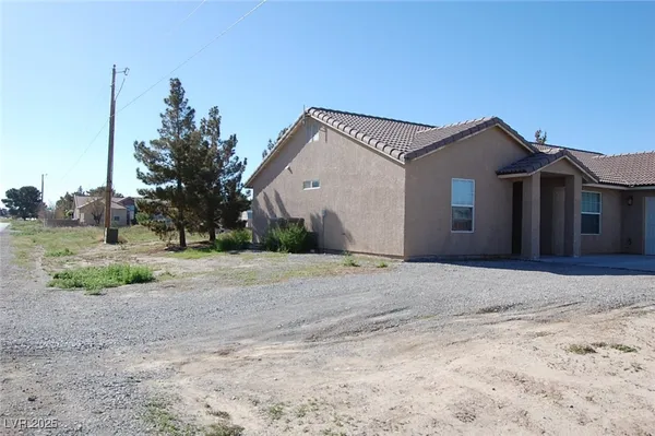 $1,800 | 1601 Zelzah Avenue, Pahrump, NV 89048