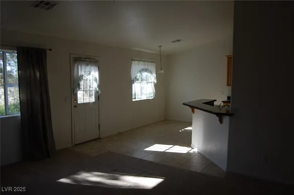 $1,800 | 1601 Zelzah Avenue, Pahrump, NV 89048