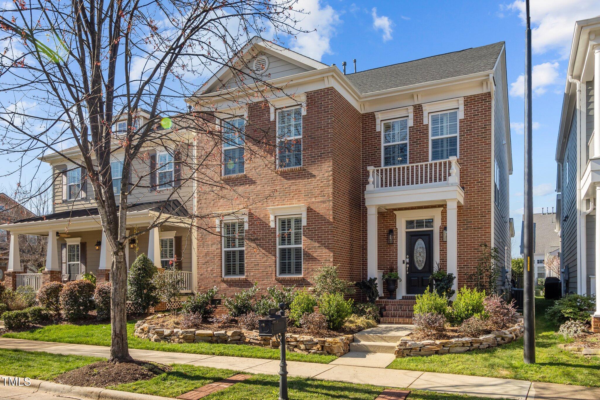 805 Historian Street Raleigh, NC 27603 - Photo 2 of 52 23-web-or-mls-P1027608