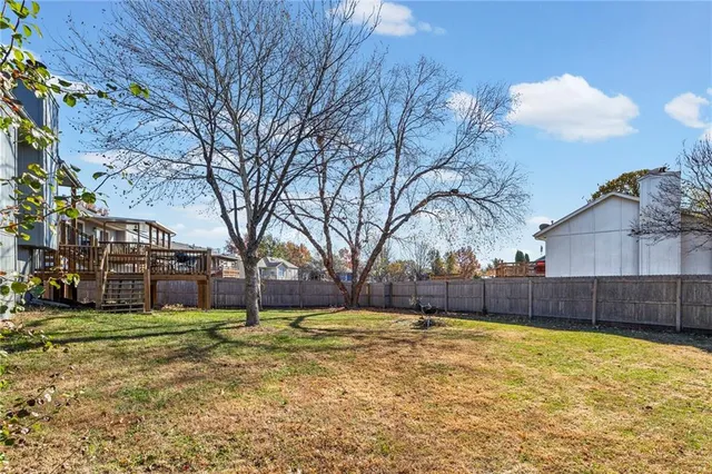 $325,000 | 300 Copeland Drive, Greenwood, MO 64034