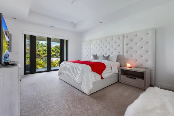 $11,000 | 8131 Laurel Falls Drive, Boca Raton, FL 33496