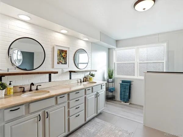 $1,095,000 | 2480 West Jamison Way, Littleton, CO 80120